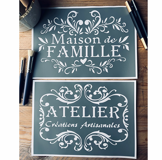 Lot de 2 Pochoirs Adhésifs en PVC Souple, Style Affiche Atelier & Maison, 30 x 20 cm