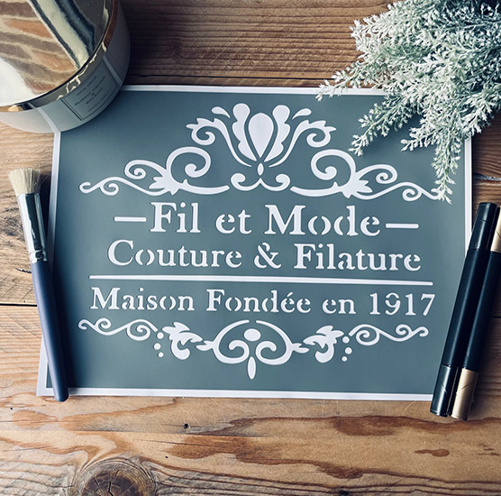 Pochoir Adhésif 30 x 20 cm Affiche Vintage Couture Fil & Mode